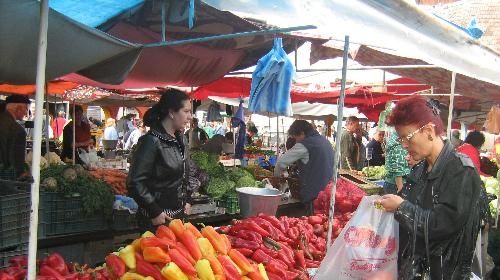 Iarna vine cu scumpiri în pieţele mureşene