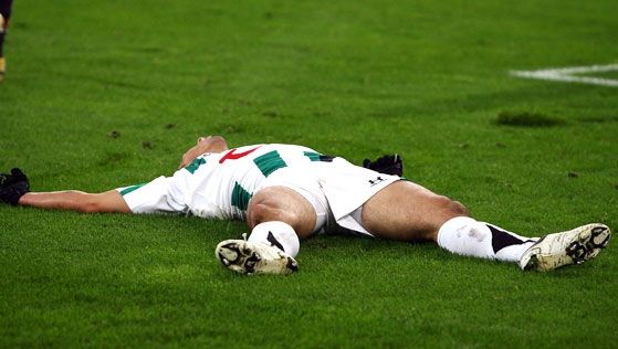 Incredibil! Jucătorii lui Hanover şi-au marcat trei autogoluri într-un meci! - VEZI VIDEO