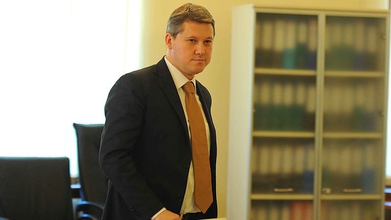  Predoiu a trecut de Comisii: Votul pozitiv înseamnă susţinerea programului meu de reformare a justiţiei