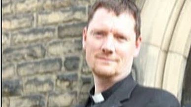 În Marea Britanie, preotul te învaţă să furi din magazine