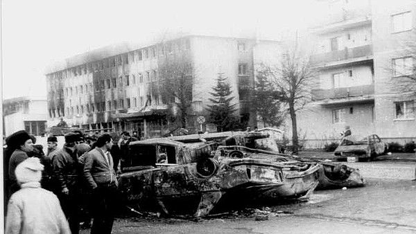 Revoluţia din oraşul tău Sibiu: 99 de sibieni au murit în decembrie 1989, iar 300 au fost răniţi