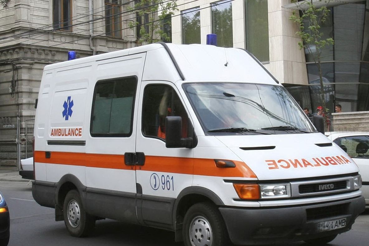 Ambulanţa din Mureş nu mai are bani pentru intervenţii