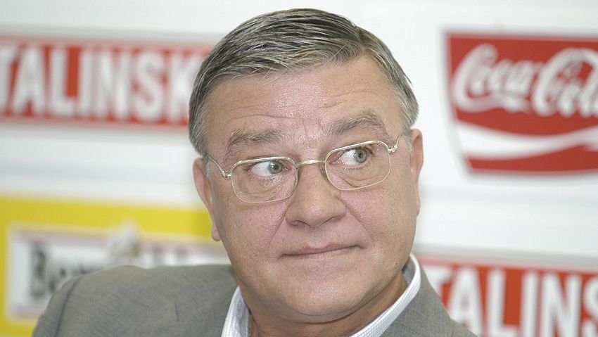 Mircea Sandu este internat la terapie intensivă în Franţa