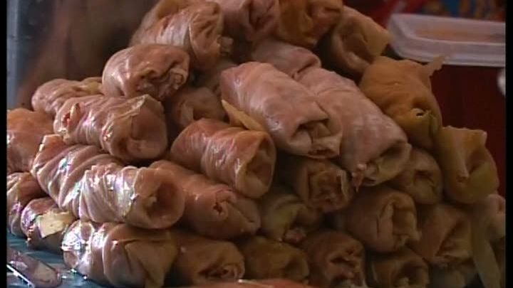 Gospodinele au pregătit joi produse tradiţionale de Crăciun