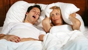 Sforăitul ar putea prelungi viaţa, arată un nou studiu