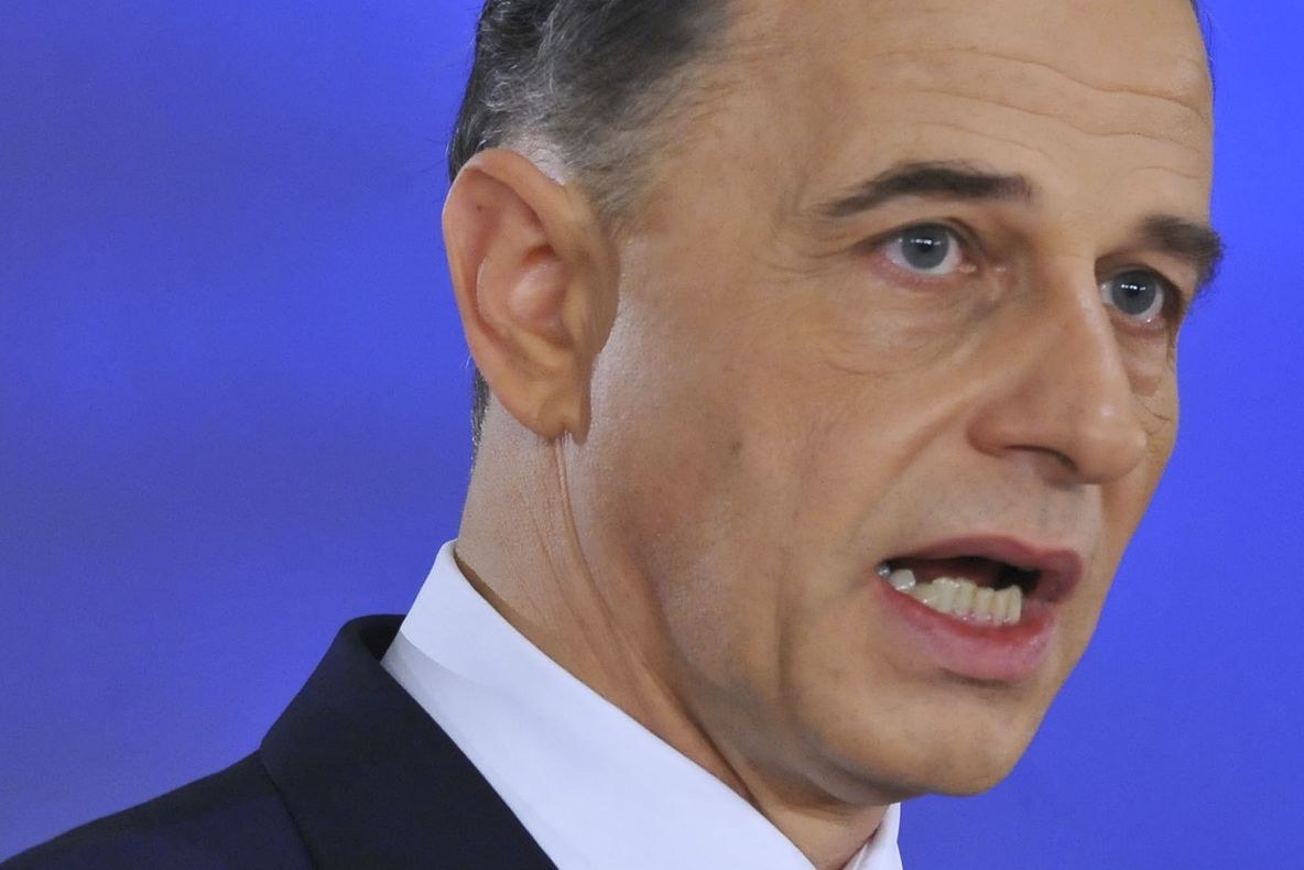 Geoană: Băsescu mai degrabă dezbină, decât uneşte şi a venit cu o campanie despre trecut