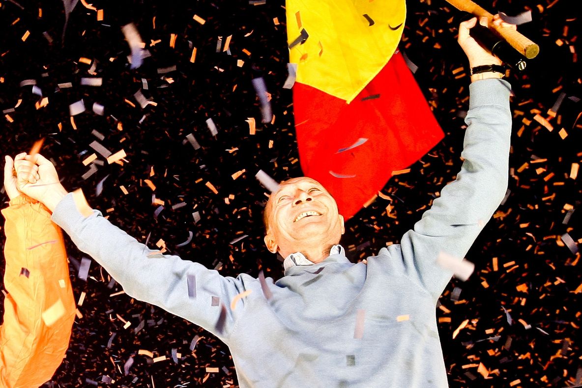 Presa internaţională anunţă că Băsescu este pe primul loc în cursa pentru preşedinţie