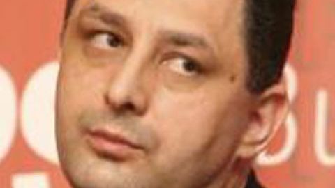 Vanghelie: Oamenii care fug când corabia se scufundă sunt nişte maimuţoi