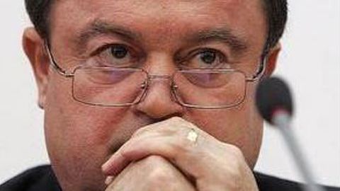 Blaga: Vor urma şi alte arestări în cazul furtului de arme de la Ciorogârla