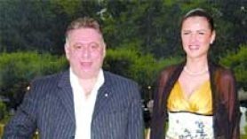 Mădălin Voicu divorțează