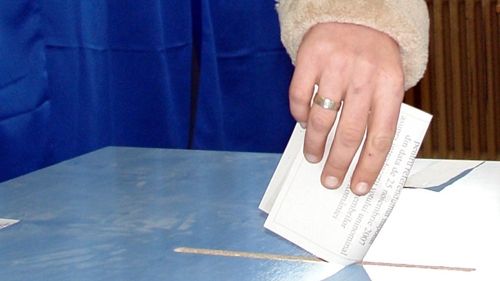 După închiderea urnelor, membrii principalelor partide din Braşov au sărbătorit victoria