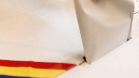 PSD: La o secţie specială de votare din Paris, fiecare vot a durat 75 de secunde