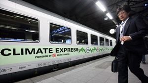 Zeci de mii de europeni au protestat înainte de conferinţa de la Copenhaga