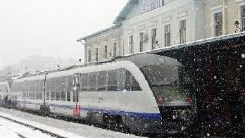 Pe 13 decembrie întră în vigoare noul mers al trenurilor de călători. VEZI NOUL PROGRAM