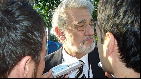 Veşti despre starea de sănătate a lui Placido Domingo. Tenorul a suferit o operaţie complicată