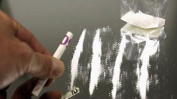 Raport îngrijorător! Cel puțin 1 din 10 români a consumat o dată în viaţă droguri