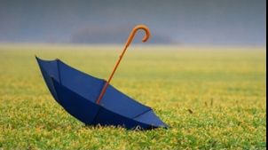 VREMEA va fi ploioasă. Vezi când se va încălzi! 