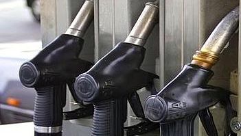 Ministerul Energiei propune declararea situației de CRIZĂ pe piața carburanților, reducerea accizelor și repornirea rafinăriei Lukoil–Ploiești