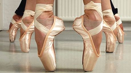 VIDEO Acuzații grave de ABUZ și HĂRȚUIRE la Teatrul de Balet din Constanța. Ministerul Culturii a trimis Corpul de control