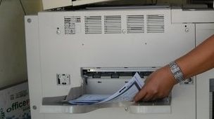 “Taxa pe xerox” le-a lăsat fără funcție! DECIZIA inspectoratului școlar județean în cazul directoarele unui liceu din Mangalia 