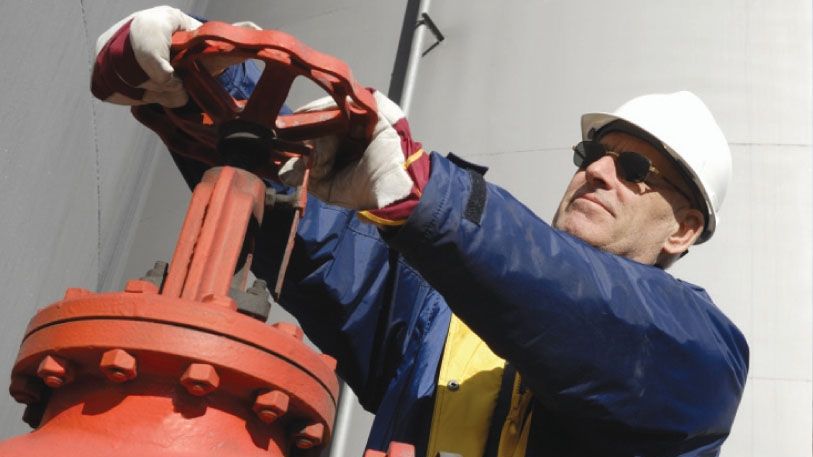 Furnizorii de gaze, obligați să facă stocuri de minim 90% din capacitatea de înmagazinare