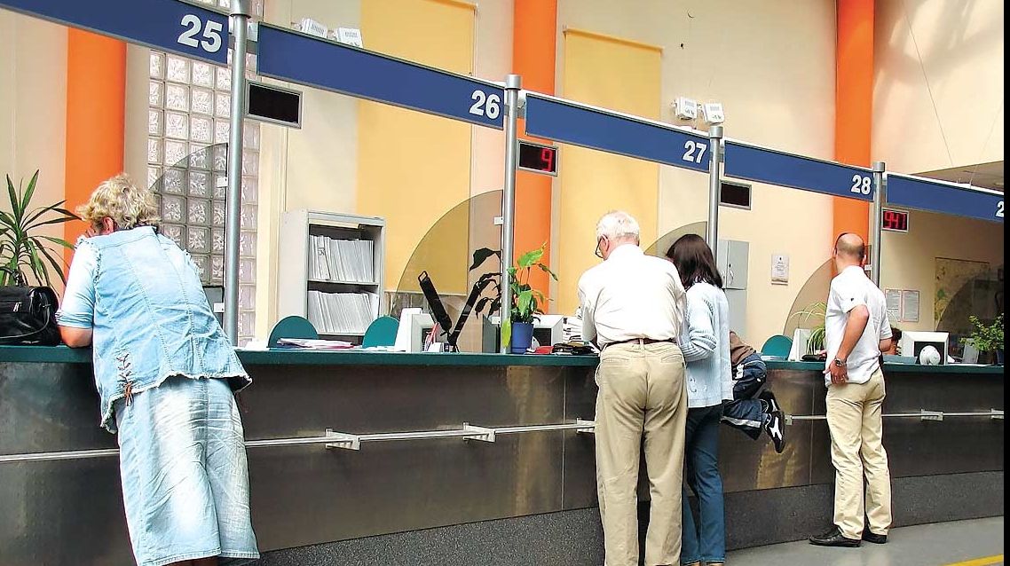 Care este principala ameninţare pentru sistemul bancar în opinia bancherilor români