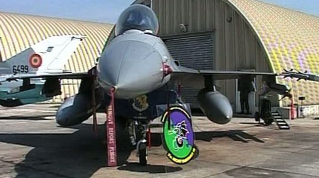 MIG-21 LanceR, aterizare de urgență la Kogălniceanu, din cauza unor probleme tehnice