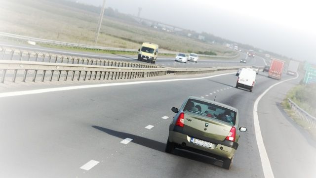 Plouă torenţial pe Autostrada Soarelui! PERICOL uriaș de acvaplanare