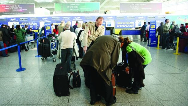 Zeci de zboruri amânate la Istanbul din cauza unei furtuni puternice