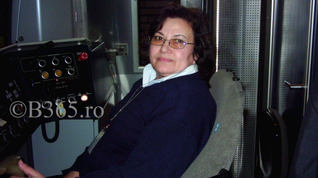 Atenţie, Georgeta Boştină închide uşile! Povestea singurei femei din România care conduce metroul 