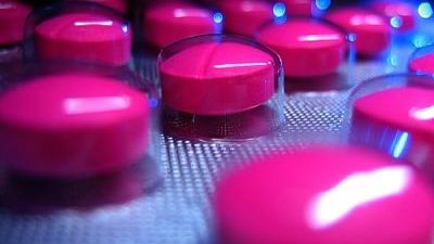 Pericolul ascuns din ibuprofen şi diclofenac