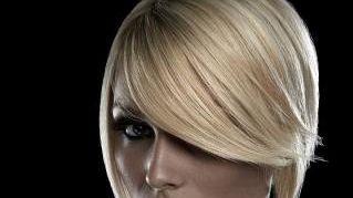 Coafuri simple in 10 minute: top 5