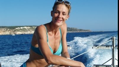 DRAMA NEŞTIUTĂ a Roxanei Ciuhulescu