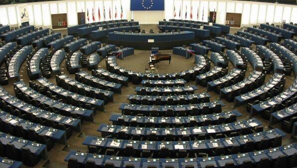 Noua Comisie Europeană a primit votul de învestitură în Parlamentul European