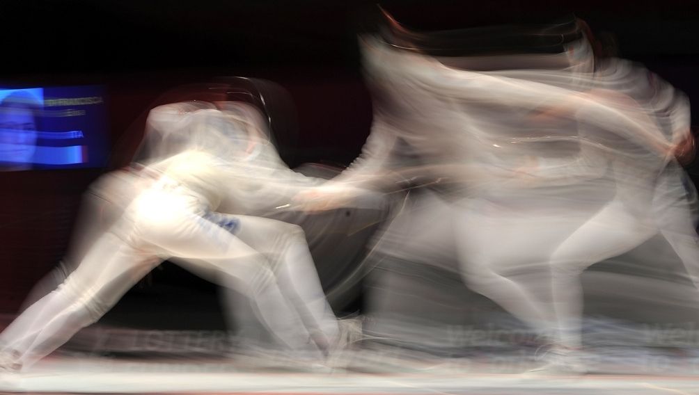 Echipa României s-a calificat în finala probei de spadă feminin, la CE de scrimă