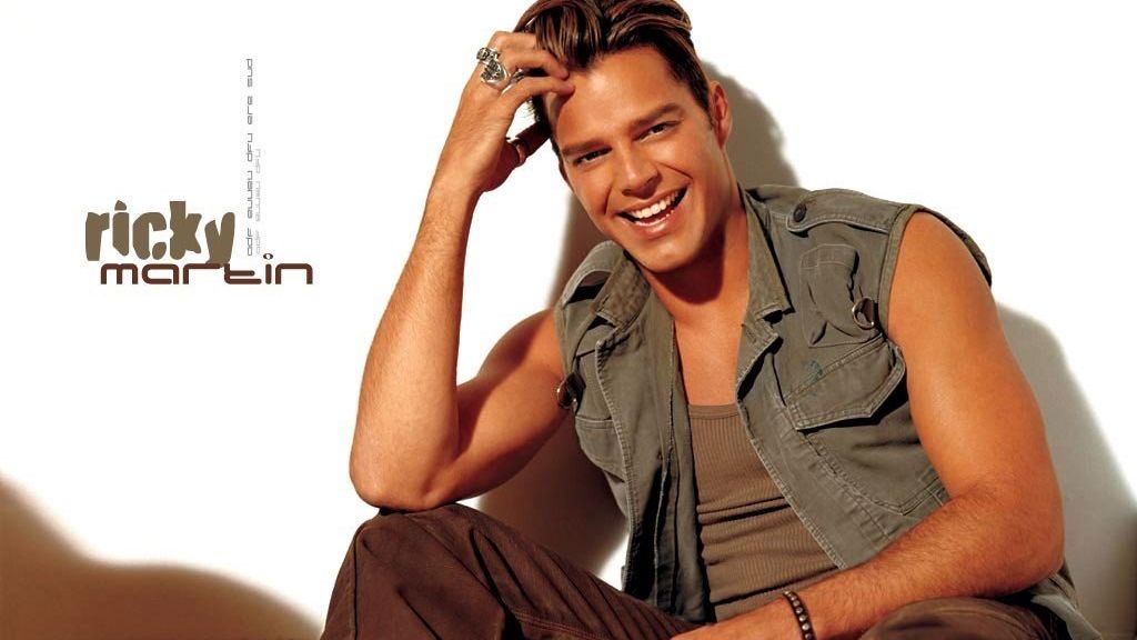 BOMBĂ în SHOWBIZ! Incredibil cu cine se iubește Ricky Martin 