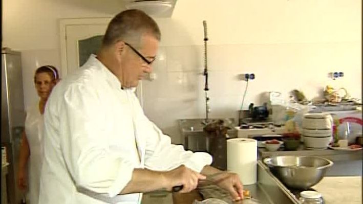 Politică şi delicateţuri