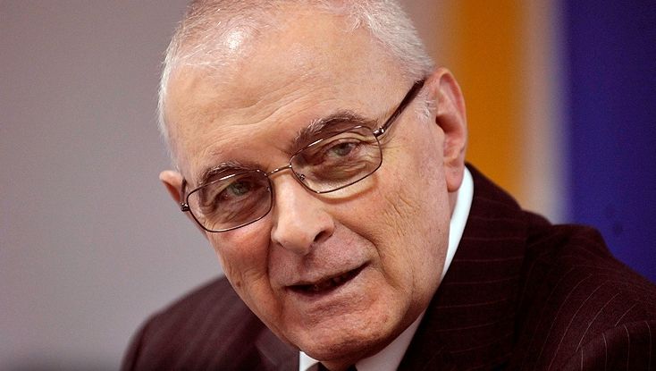 "Atacul speculativ pe leu" imaginat de Tăriceanu, infirmat de BNR. "Simplă analogie"