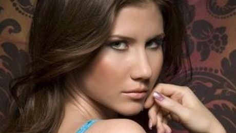 Fosta SPIOANĂ din Rusia, Anna Chapman, NOUĂ CARIERĂ: s-a lansat în modă