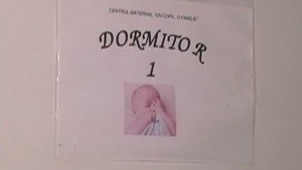 Lovitură pentru copiii orfani. Ar putea să nu mai fie cazați în centre de plasament