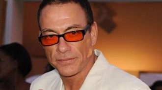 "Soldatul universal" a schimbat RITMUL! Jean-Claude Van Damme, filmat într-o ipostază INCREDIBILĂ. Clipul, viral pe net - VIDEO 