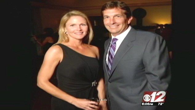 Se culcă cu fiica sa, dar cu toate acestea nu e incest. VEZI de ce 