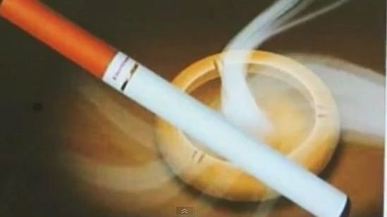 Cât de sigur este vapatul față de fumatul țigărilor clasice. Cercetătorii trag un semnal de alarmă