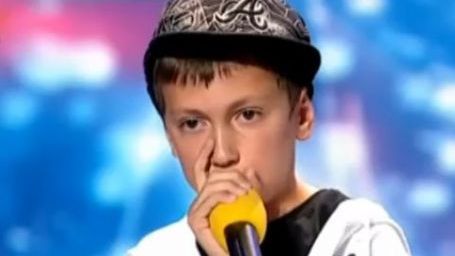 ROMÂNII AU TALENT. Cosmin Agache, din nou pe scena de la ROMÂNII AU TALENT