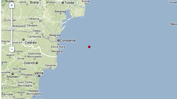 Tone de alge la malul Mării Negre