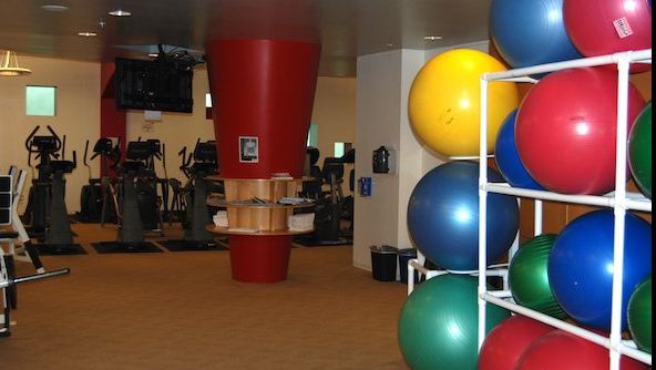 Un militar român a murit într-o sală de fitness