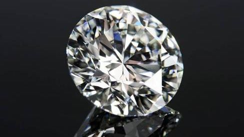 O femeie de origine română, condamnată la Londra pentru un jaf demn de film - Cum a furat diamante de milioane de euro