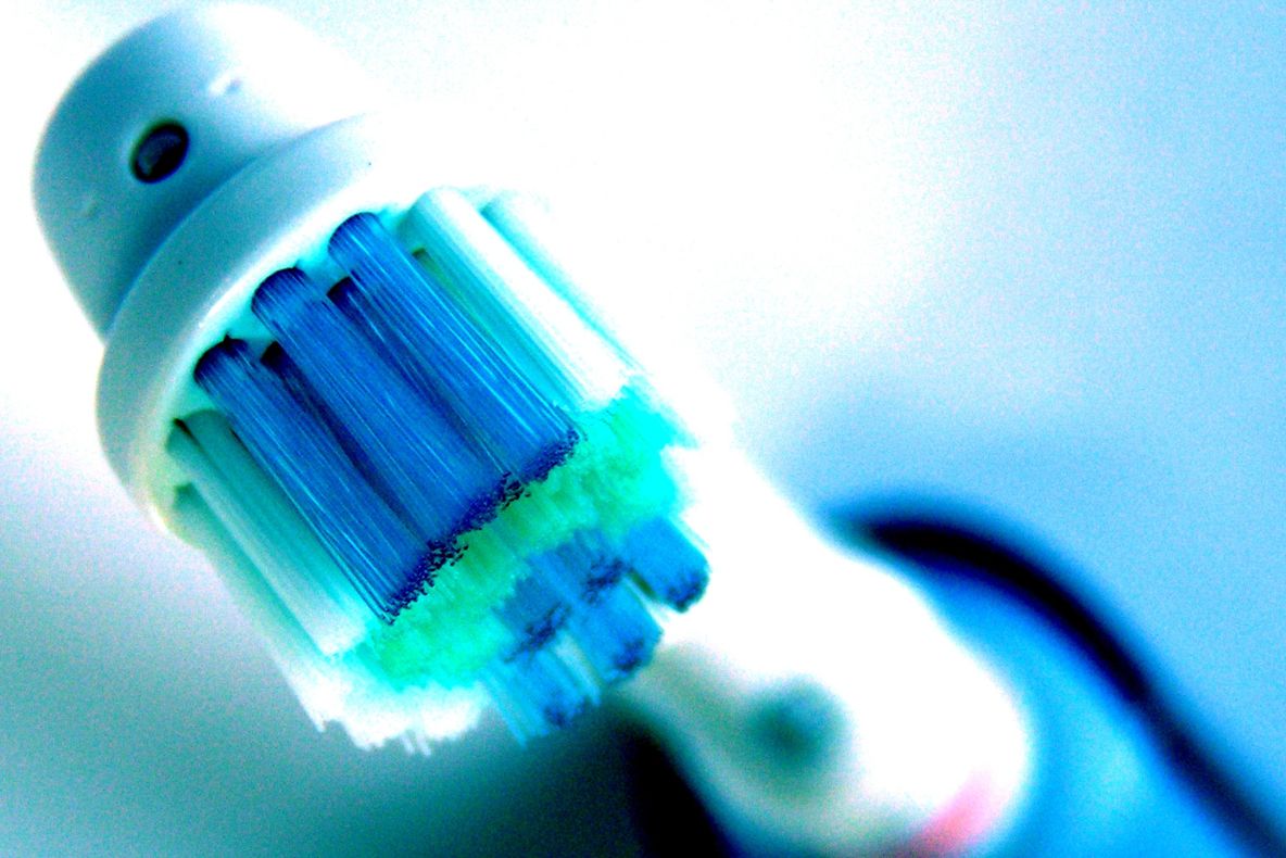 Cât de des trebuie să-ți schimbi obiectele de igienă personală