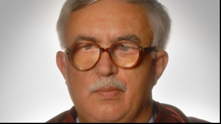 Zegrean: Se votează legi într-un ritm colosal; aleșiii n-au consilieri sau și-au angajat nevestele