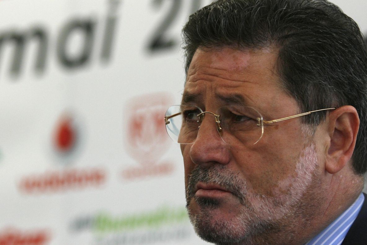 Liga 1. FCSB a ajuns să-l enerveze până şi pe Cornel Dinu. S-a ridicat în timpul emisiunii şi a...